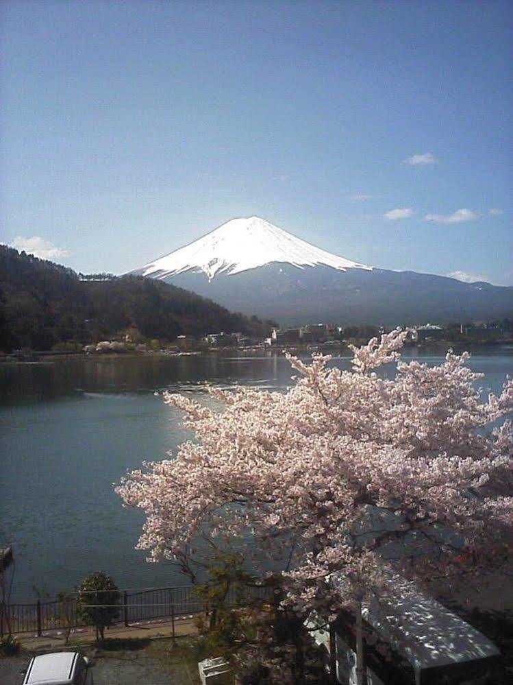 Отель Minshuku Hogetsu Фудзикавагутико Экстерьер фото